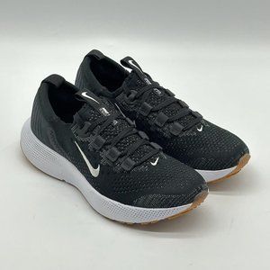 NEW Nike React Escape Run Flyknit Black/White Running Shoes Women Size 8